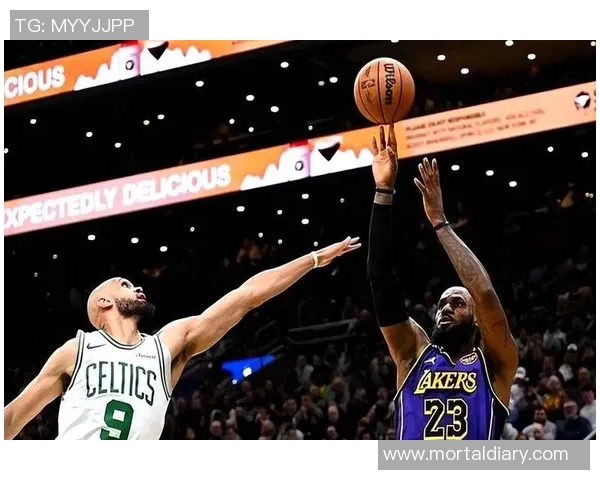 40岁詹姆斯成最年长压哨绝杀球员