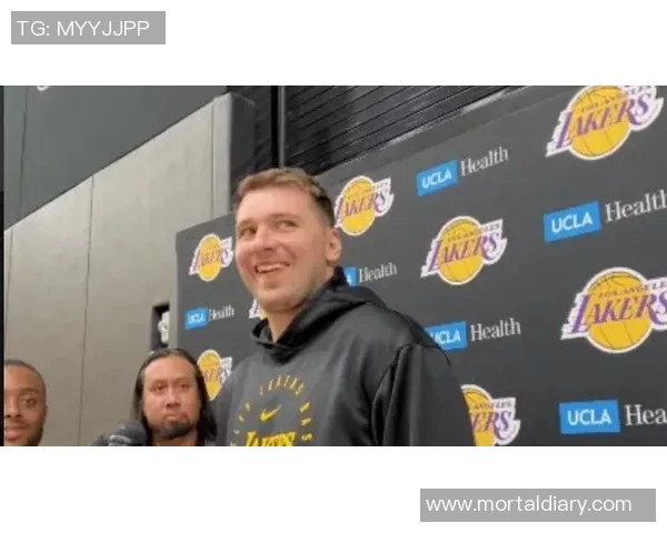 里夫斯：即使东契奇詹姆斯在，我仍主动担责