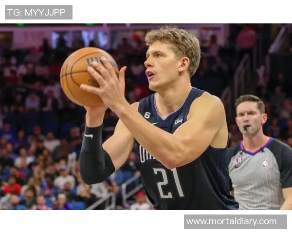 瓦格纳因左高踝扭伤疼痛无限期缺阵，魔术季后赛前景堪忧